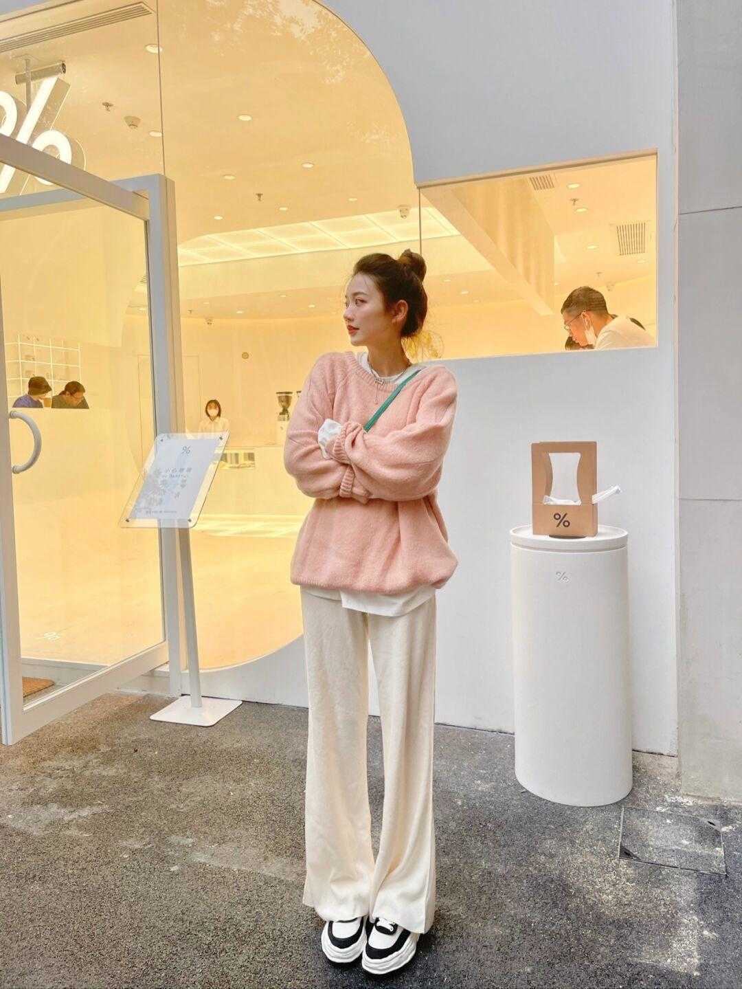 小姐姐|天冷建议买这3条裤子,遮肉保暖还百搭,梨形身材的女生快入手