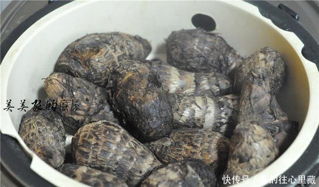 它是“碱性食物”，女性多吃口臭没了，头发顺滑，腰肢也细了！