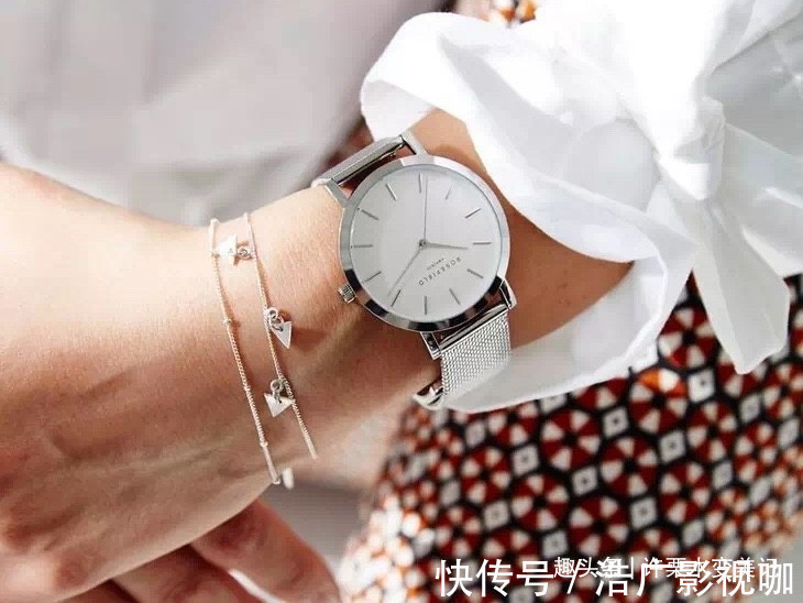 气质 女人手表戴左手好,还是右手好别再戴错被人嘲笑,值得收藏学习