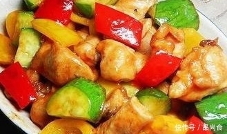 朋友来家里小聚，做几道下酒下饭的家常菜，美味可口味道超赞