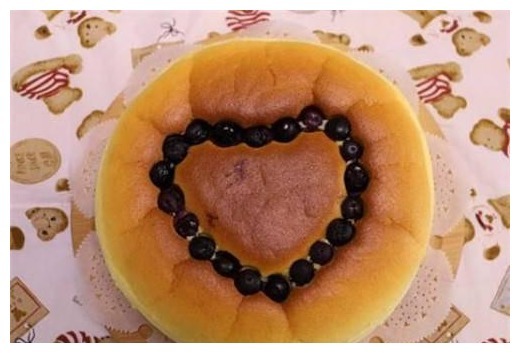 这蛋糕软绵细腻，酸酸甜甜，一搅一拌就成，减肥也能吃得开心！