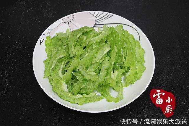 苦瓜炒蛋|老公百吃不厌的家常菜,几天没吃,就觉得隔了半年,大爱!