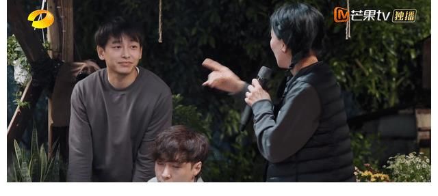 孙红雷|张艺兴不怕得罪黄渤孙红雷，彭昱畅很会端水，两人情商都不低！