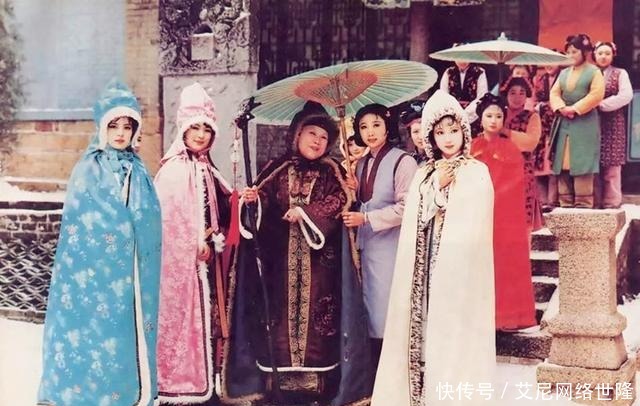 金库|红楼梦:养着一位贵妃有多难?看看贾府,几乎掏空了自家的金库