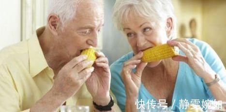 腿脚|无论男女,50岁后,身体若还有此4个表现,最少也可以活到99岁!