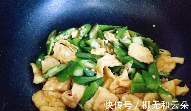 秋葵炒鸡蛋|鸡蛋和它一起炒,清凉爽口,清热解毒,超适合夏季吃,快来学学!