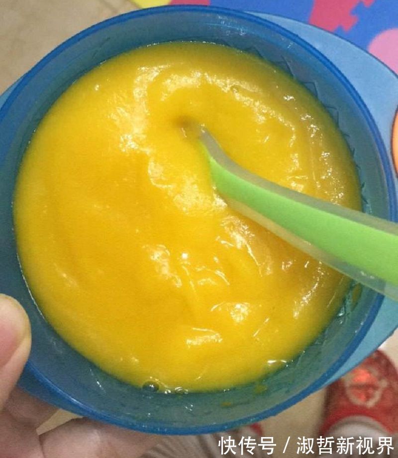 辅食|宝宝两岁前这4种辅食不适合,越吃脾胃越弱,宝妈不要“踩雷”