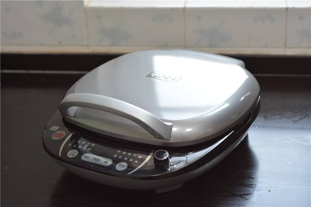  定期更新电饼铛，这次选了个易清洁的，早餐、午餐、晚餐都在行