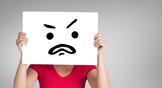  后悔不已|有甲状腺结节的人，4类食物还是不吃为好，别等癌变了再后悔不已