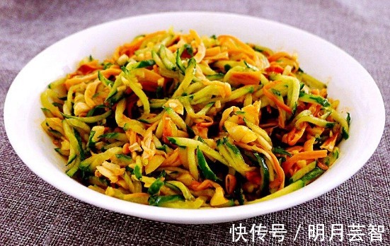 黄瓜|金针菇配一宝,少往医院赶,常吃此菜美白瘦身,令肌肤水润有弹性