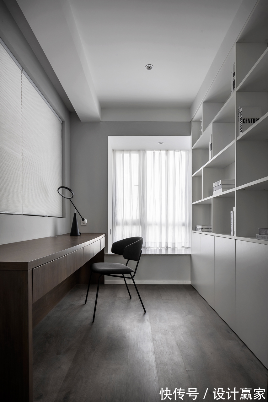 现代|132㎡现代黑白灰,素雅极简的美学空间,冷暖色搭配恰到好处