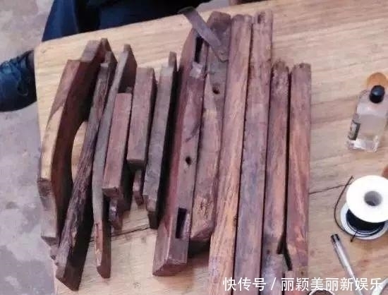 原来小时候糟蹋过那么多宝贝,难怪现在的古董都很贵