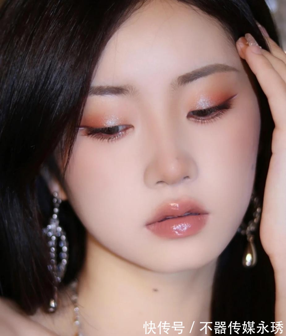 化妆者|为什么你的眼影总是显脏?可能是忽略了这3个细节,新手看过来