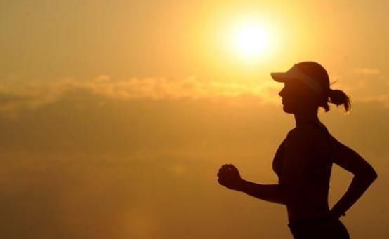 肝病祸根找到了,在冰箱里,这2物不扔,肝病找上你,常吃1宝养肝