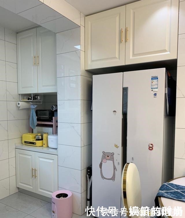 背景墙|看她家装修，比样板房还漂亮，电视墙特别实用，值得做参考！晒晒！