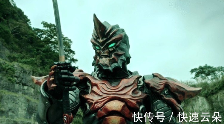 欧布奥特曼|揭开奥特曼尘封的伤疤,奥特之父和伽古拉的伤,都是谁打的