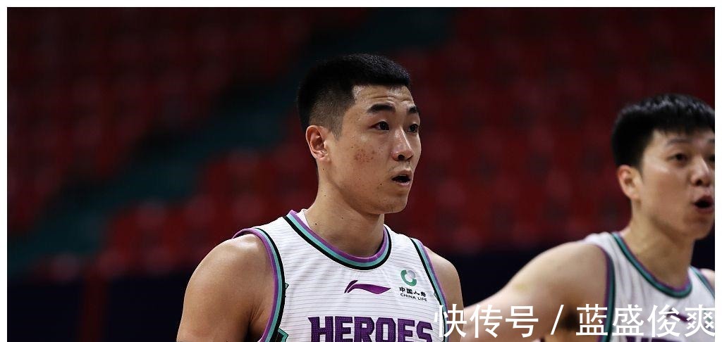 上海男篮|最多落后49分!全队30失误!山东脸都不要了,高诗岩成唯一遮!