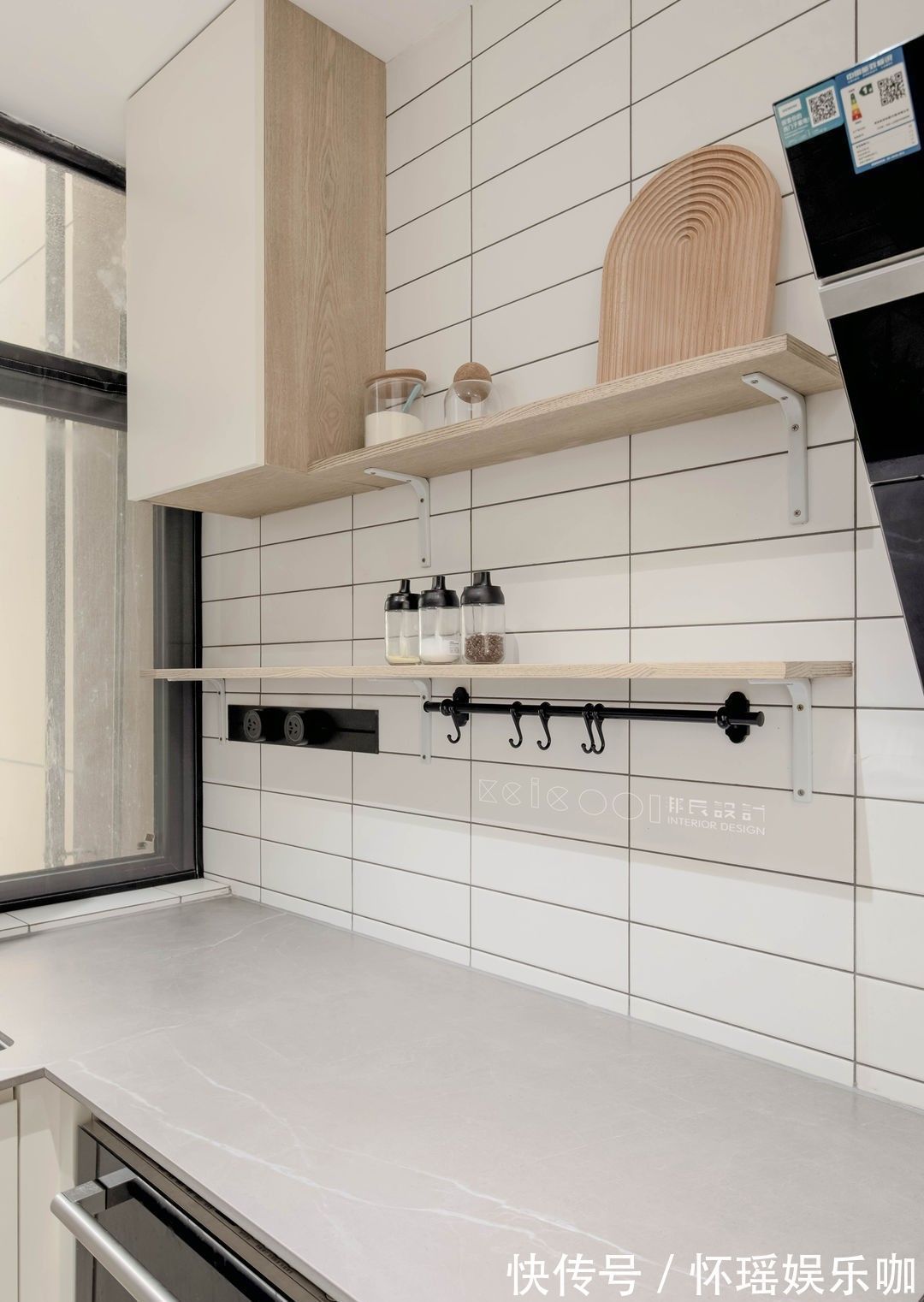 卧室床|舍弃客厅,不买餐桌,卧室床悬空,他家86㎡堪称小户型装修的榜样