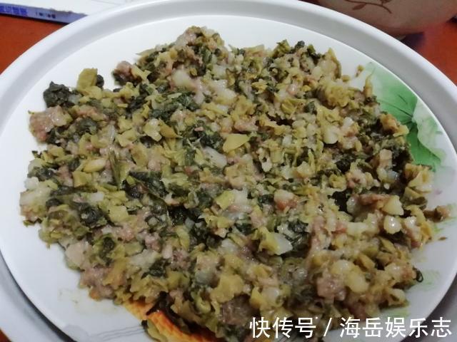 每月给婆婆5千元伙食费，每顿就做3个菜，把省出来的钱存给小叔