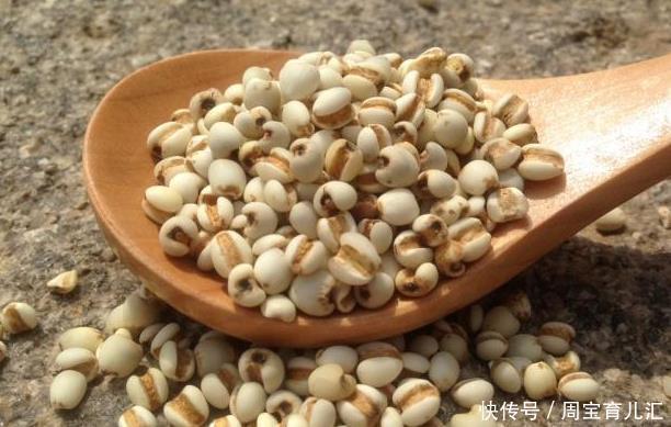 湿气|女性体重超100,可能是“湿气重”,常吃4种食物赶走“湿气”!