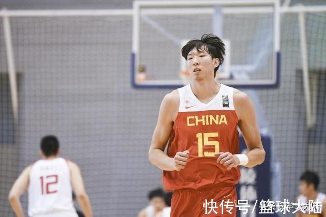 胡明轩|中国男篮进行阵容调整！最强首发出炉，能否战胜澳大利亚、日本？