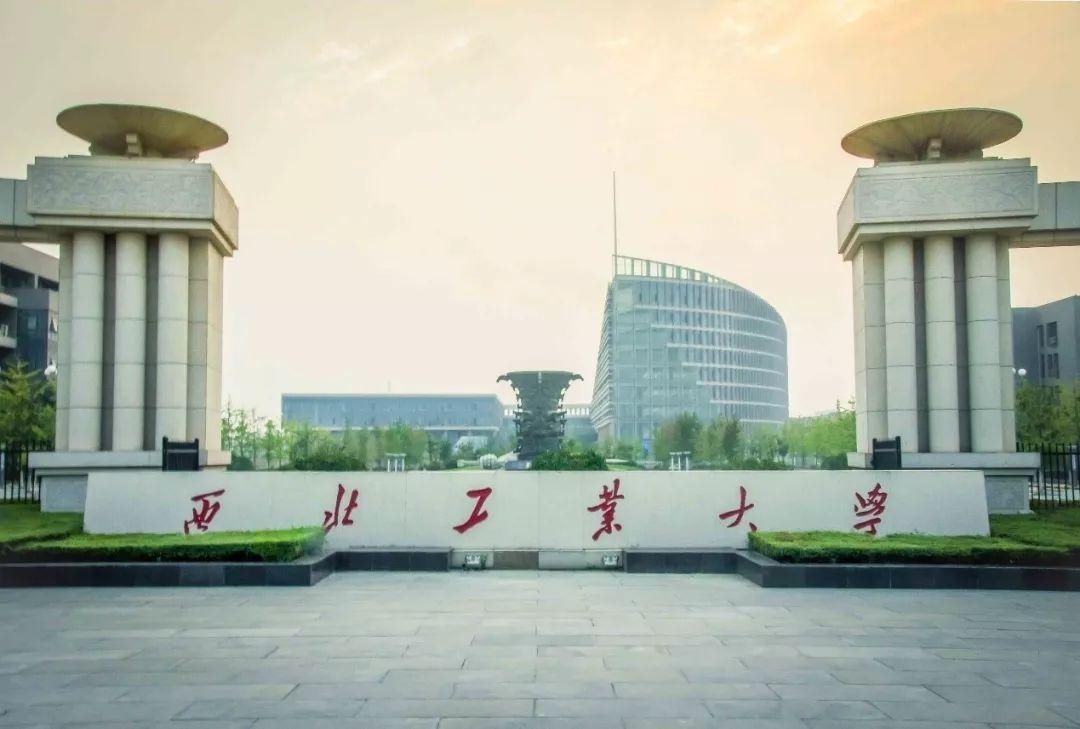 华为|鸿蒙班为何没“落户”清华任正非质问何庭波人跑了,你担责么