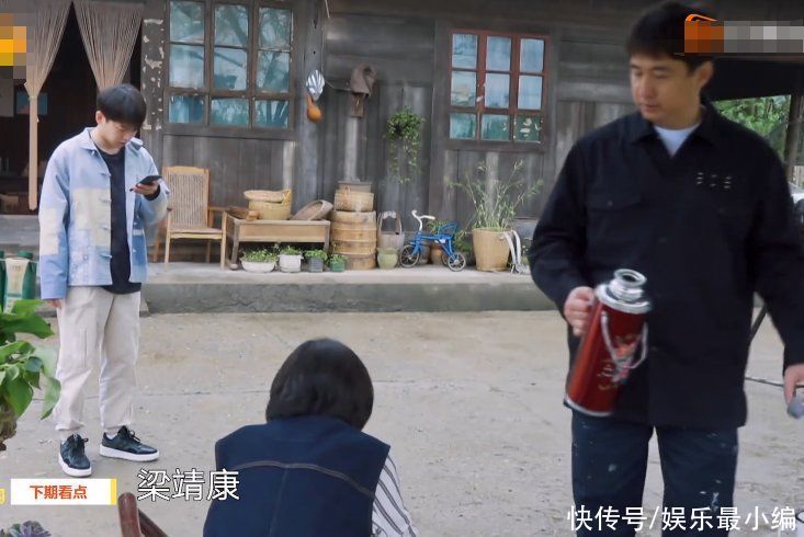 黄磊|《向往》来了10人帮忙种树，黄磊却因其中一人生气，直呼要打他