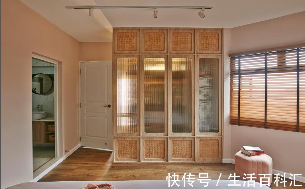 爸妈|109㎡爸妈帮忙装修，老式家具经典不过时，再装修决定还交给他们