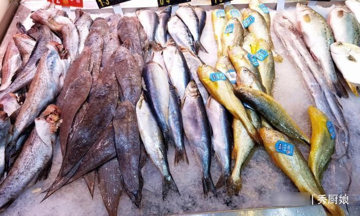鱼肉|入秋后,此鱼我碰到就买,肉厚刺少,营养极高,炖一锅鲜美又滋补