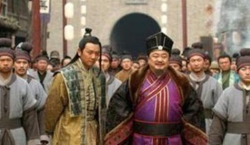 离骚@老爷出一含蓄上联:“生米煮成熟饭”,丫鬟巧妙的下联让老爷清醒