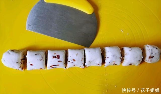 不需要烤箱0失败,山药糯米饼,香甜软糯,营养丰富,做完后抢食