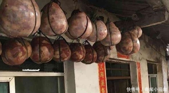 大妈|大妈院子里挂的“气球”,五百块钱一个,很多人专门登门来买!