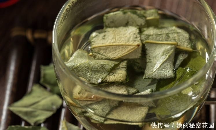 女性不想赘肉横生,此物泡水喝,睡前一杯,皮肤细腻,小肚子没了