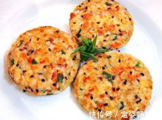 早餐|早餐别再做面食,1碗米饭2个蛋,好吃又营养,孩子1顿吃5个,真香