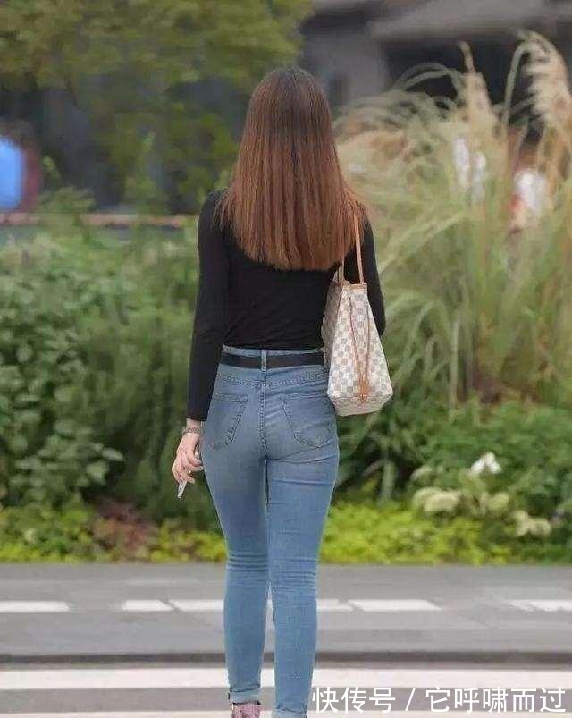 打底裤 简单搭配的打底裤展现女人魅力气场，清凉大方又显气质，精致十足！