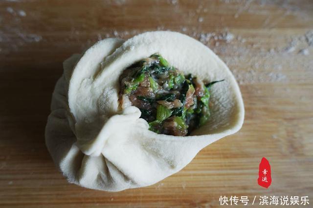 破皮|馅饼这样做才不破皮,皮薄馅足不露馅,原来和面也有小技巧