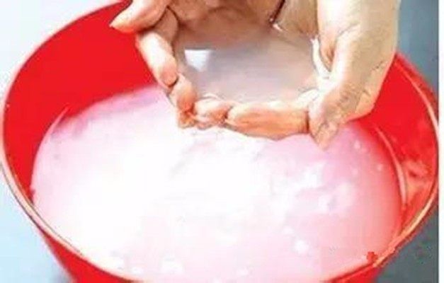 本草纲目|很少人知道,洗头水中加点它,不出1周头发乌黑浓密!