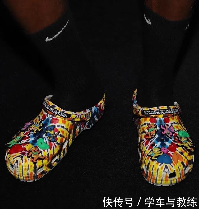 有趣|NBA球员上脚穆雷穿罗斯1代,詹姆斯的洞洞鞋很有趣