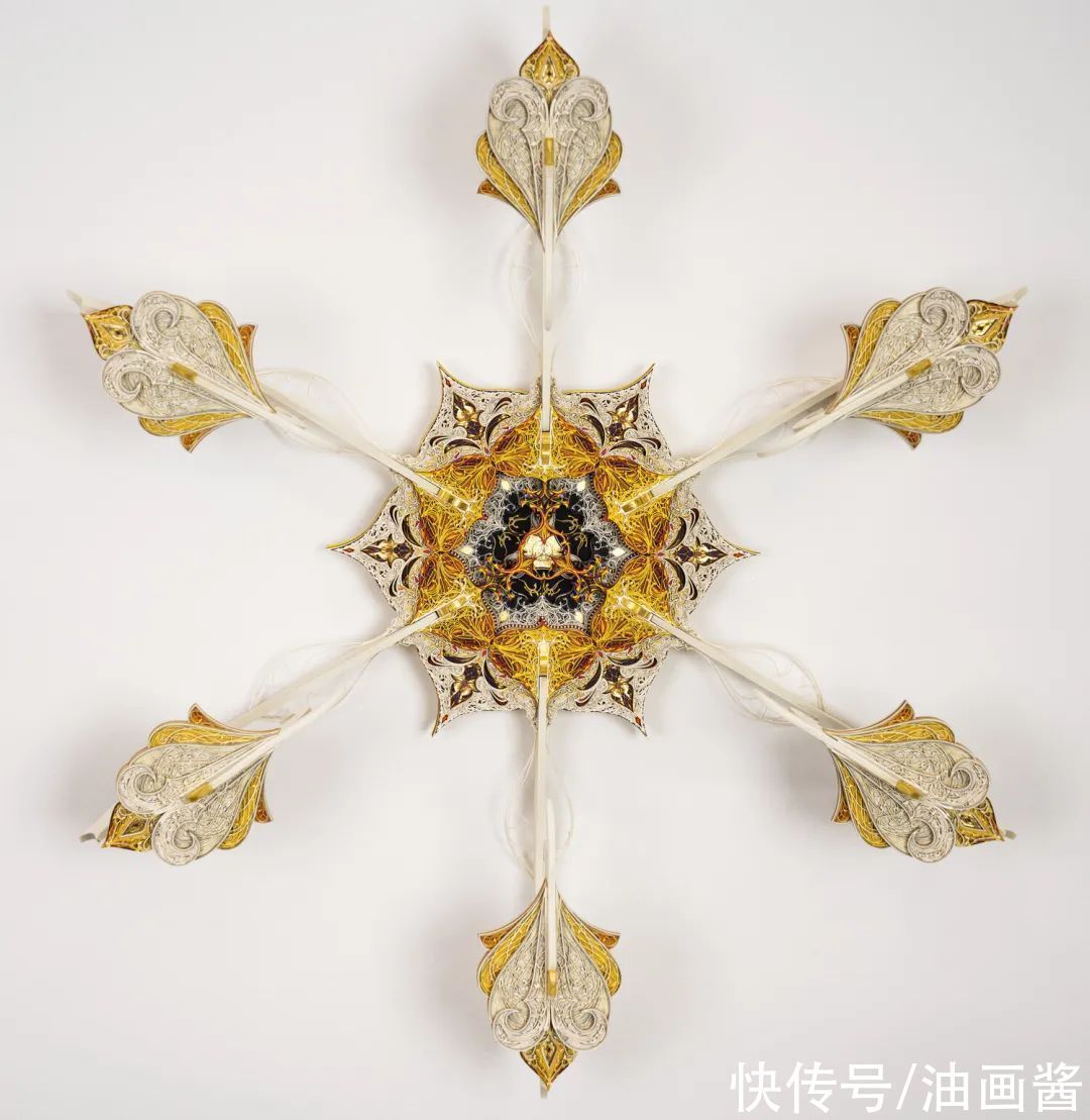 埃里克·斯坦德利&他用时6个月,耗费200张纸,就为制作一个纸雕作品