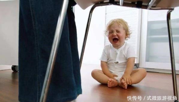 孩子|宝爸回家没找到娃,打开卧室一看,内心庆幸幸好回来得早