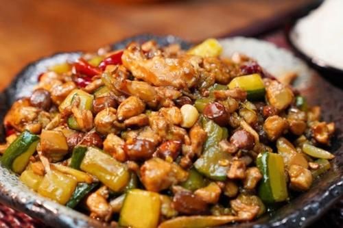 推荐七道花样特色菜谱，简单好吃又营养，家人有口福了！