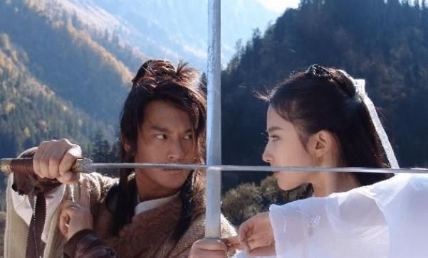  小龙女的姓|金庸笔下的“小龙女”，其实还有个真名，金庸在一个细节中有暗示