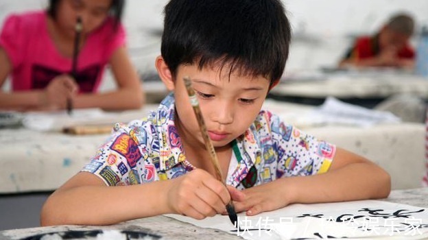 犯错|清华教授直言不讳有出息的孩子,父母牢记“三个原则”不能变