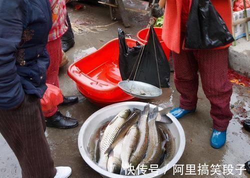 鱼肉|孩子吃鱼会变聪明,4种鱼已进入“黑名单”,家长别乱给孩子买