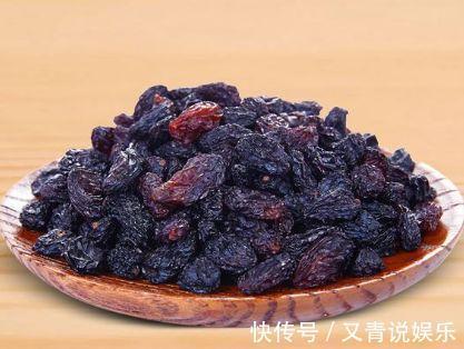 颜色|葡萄干泡水好处多,不同颜色还有不同功效,坚持越喝越年轻!