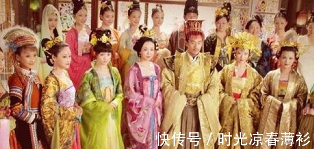 衣袍|古人长袍拖地不怕被弄脏吗事先做的这个工作,丝毫不用担心弄脏!