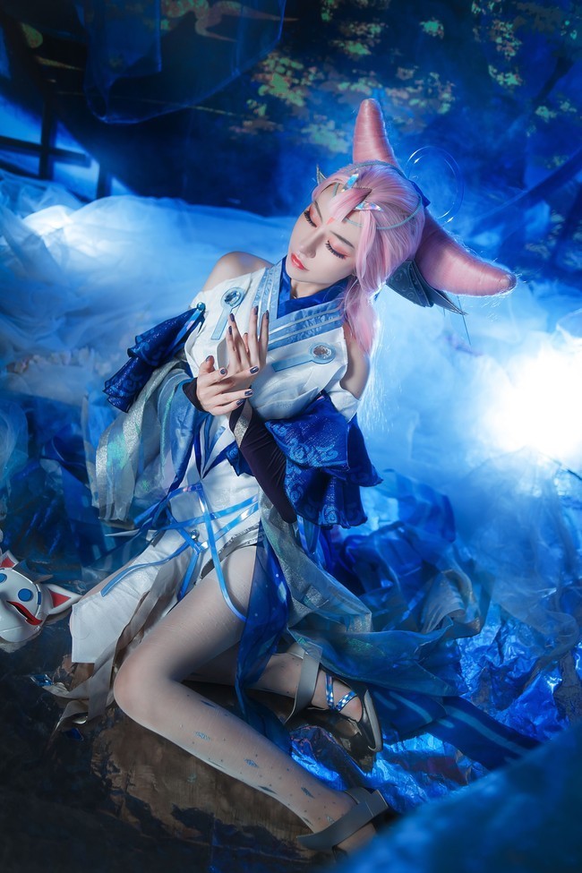 半遮面|cos：貂蝉猫影幻舞 镜之花 水中月 弦声起 半遮面