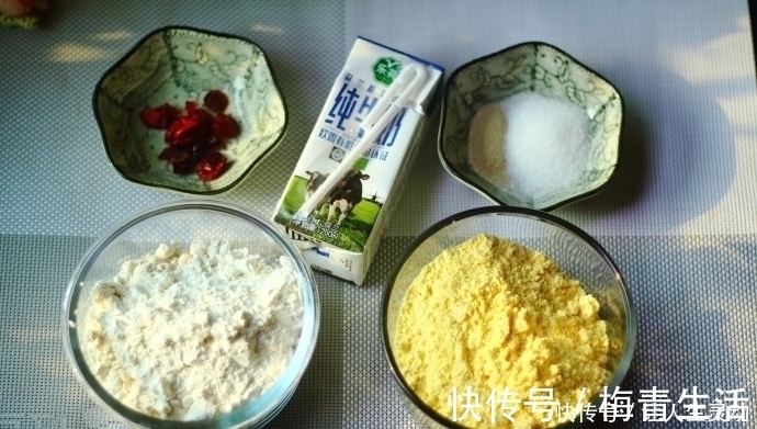 一碗玉米面,一碗白面,教你做花开馒头,有它早餐再也不用出去买