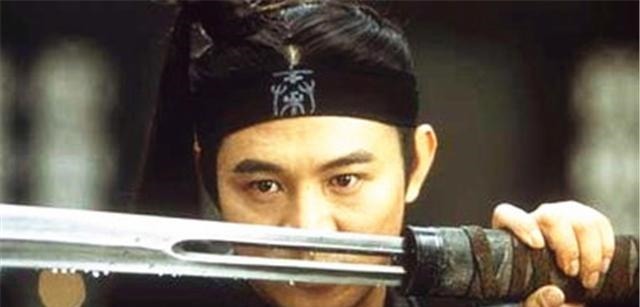 大桥!故意杀人却成为英雄,还被写进小学课本,18年后揭开真相判无期!