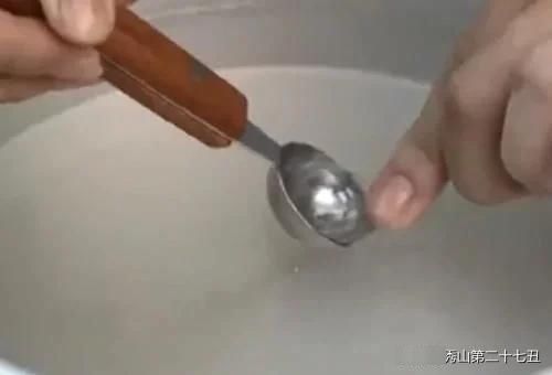 下手|居然能把冰粉做得这么美,看着都舍不得下手破坏,是大神无疑了